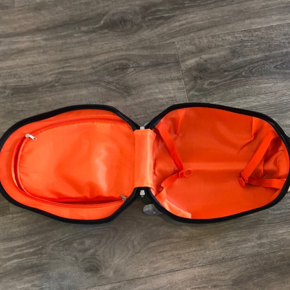 Heyes Travel Tots 2-Piece Luggage Set - Picture 8 of 12